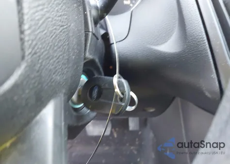 2016 Ford Focus Se z USA, uszkodzony, nr VIN 1FADP3FE6GL221456